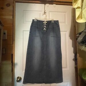 Nevada jean skirt